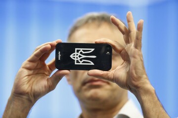 IT-закони в Раді: є iPhone — технології не потрібні