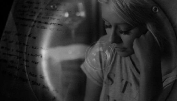 Последние штрихи: Кристина Агилера готовит сюрприз фанатам