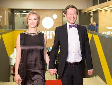 Дмитрий Ступка и Полина Логунова ждут первенца: опубликовано фото