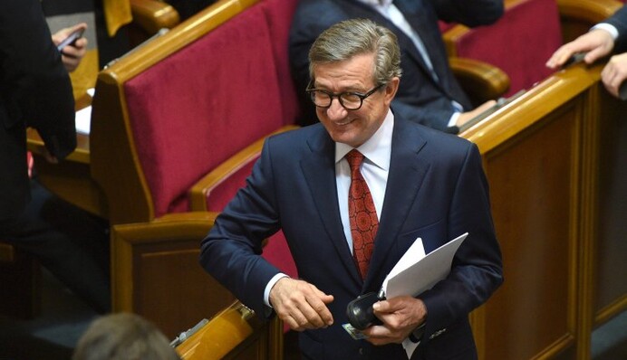 Тимошенко, Балога і Ахметов: з ким Тарута будуватиме нову партію