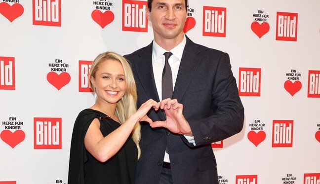 Владимир Кличко удивил свою невесту в  День влюбленных: появилось фото