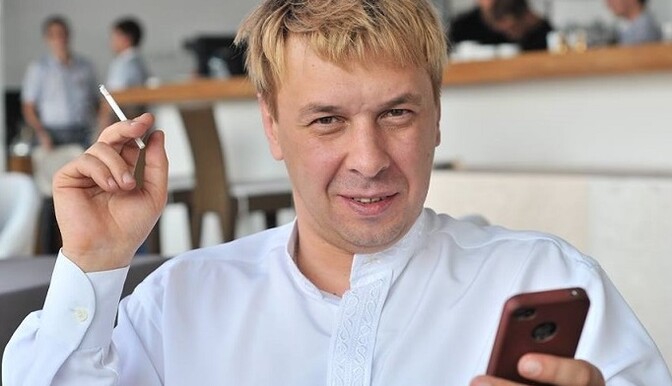 Продюсер Александр Ягольник указал на символику РФ в новом клипе 