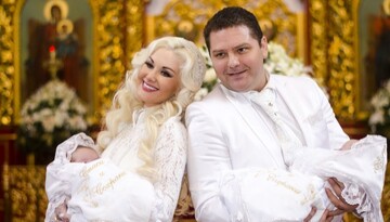 Катя Бужинская устроила пафосные крестины своим двойняшкам: опубликованы фото