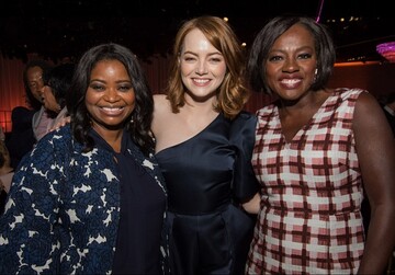 Полная дискриминация: премия 