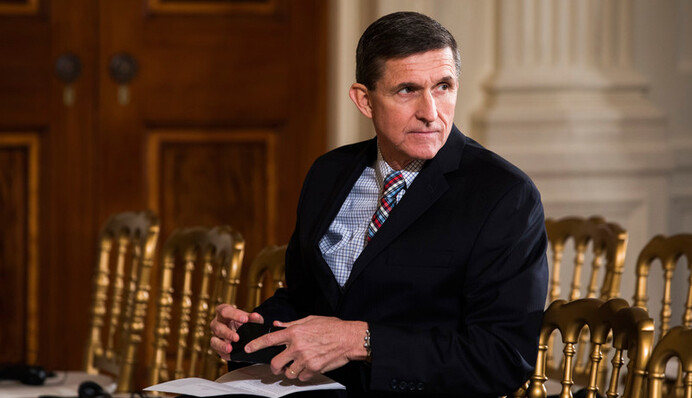 Последствия отставки Флинна, или почему лучше бы Трамп переспал с Левински