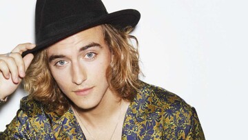 Представитель Испании на Евровидении-2017 презентовал свою песню: опубликовано видео