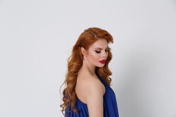 Беременная Анастасия Стоцкая намекнула на пол будущего ребенка