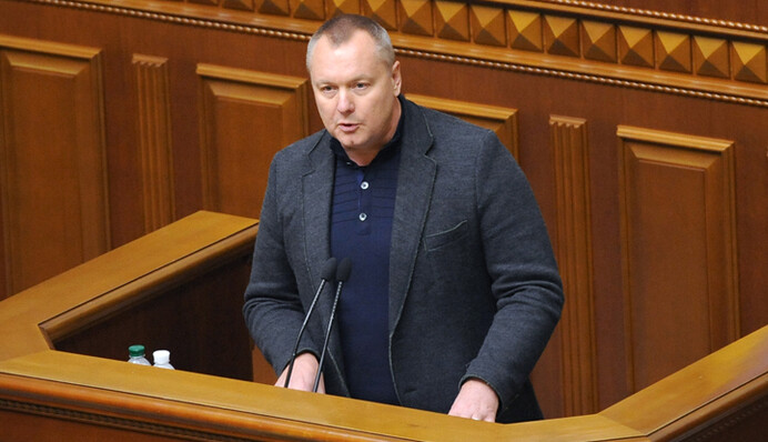 Андрій Артеменко: Україна занурюється в хаос, через пару тижнів її зібрати буде неможливо