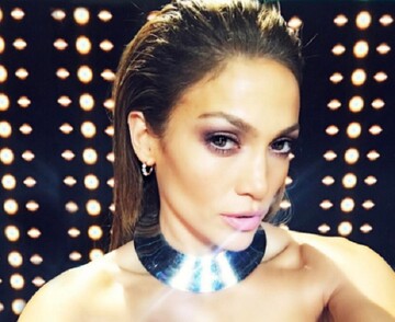 47-летняя ​Дженнифер Лопес рассказала, почему любит молодых парней