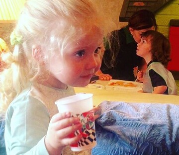 Ответственность перед всей страной: няня детей Пугачевой рассказала, как воспитывают звездных детей