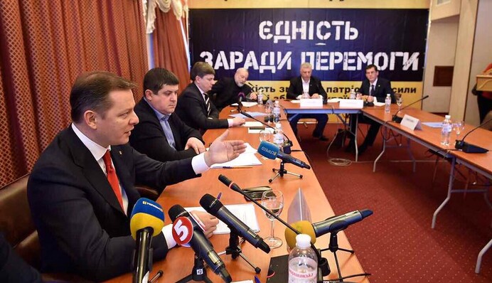 Титанік йде на дно, або як влада намагається врятуватися від перевиборів в Раду