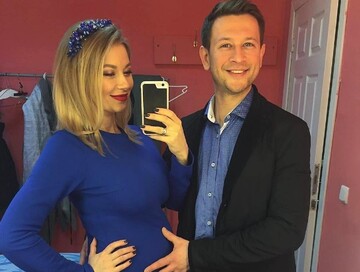 Дмитрий Ступка засветил в сети фото с беременной супругой