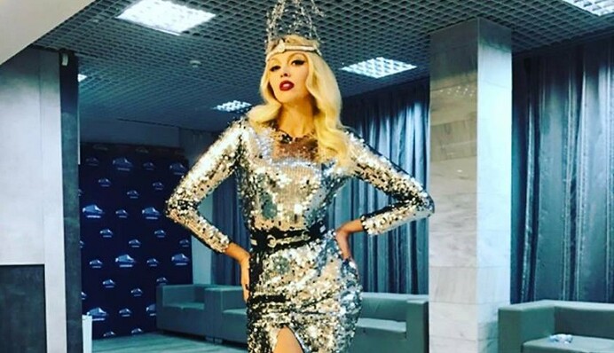 Работу невозможно отменить: Оля Полякова отыграла концерт с высокой температурой