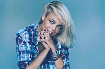 Алина Гросу рассказала, как ей надоели силиконовые губы