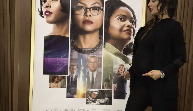 Беременная Анна Седокова шокировала поклонников откровенным нарядом: опубликованы фото