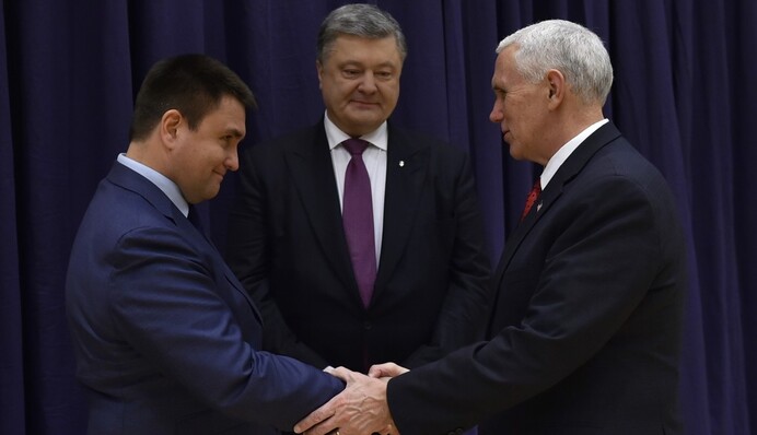 Решать судьбу Украины без Украины: почему не состоялась встреча Порошенко и Трампа