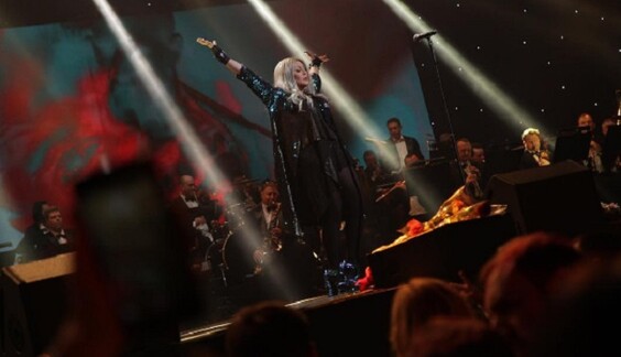 Без грима: Ирина Билык поделилась фрагментом новой песни