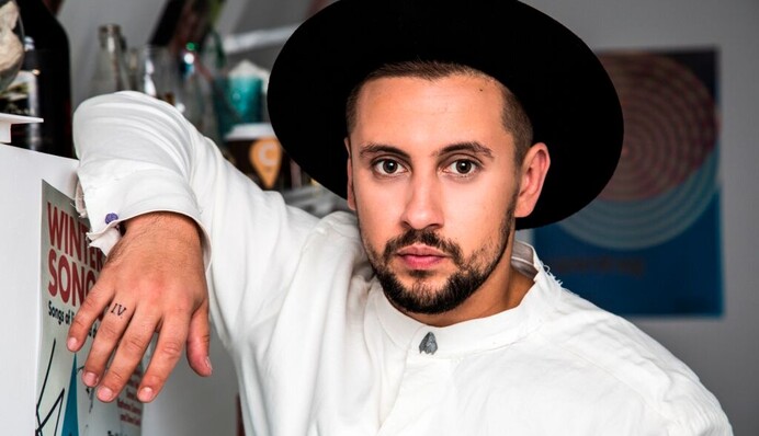 MONATIK проговорился о том, что стал папой во второй раз: опубликовано видео