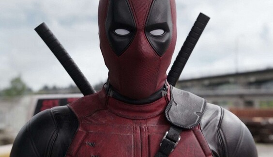 Голые ягодицы и фирменный юмор: первый трейлер 