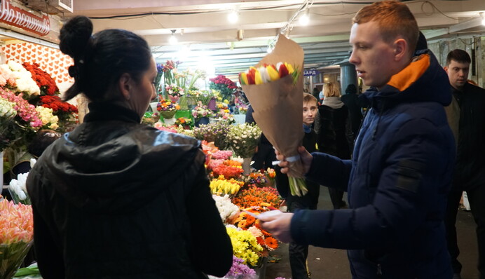 В преддверии 8 марта: сколько цветоводы заработают на украинцах