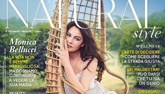 Шелка и отказ от ретуши: Моника Беллуччи снялась в новой фотосессии