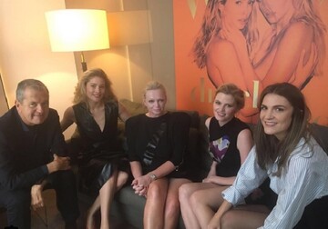 Даутцен Крус и Лара Стоун полностью обнажились для Vogue