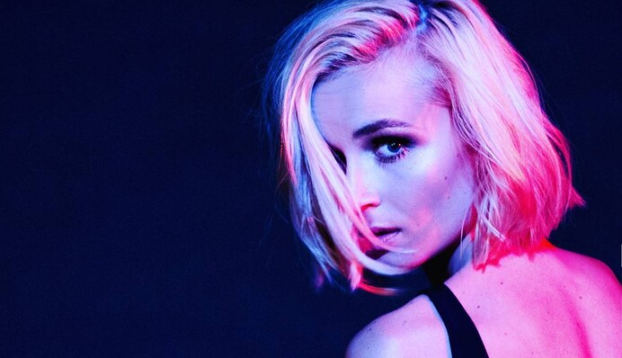 Беременная Полина Гагарина показала семейную идиллию в новом клипе: опубликовано видео