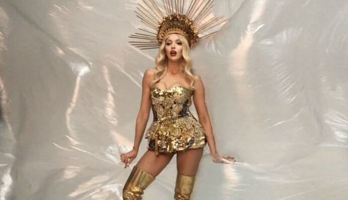 Оля Полякова показала, как вживалась в образ Кати Осадчей