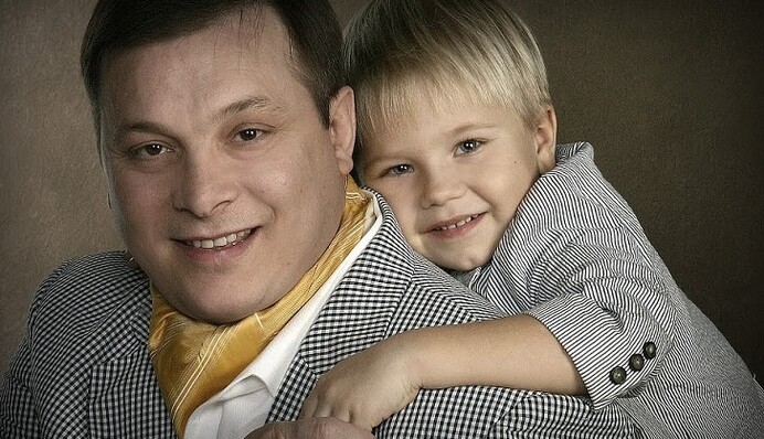 Стало известно о трагедии в семье продюсера группы 