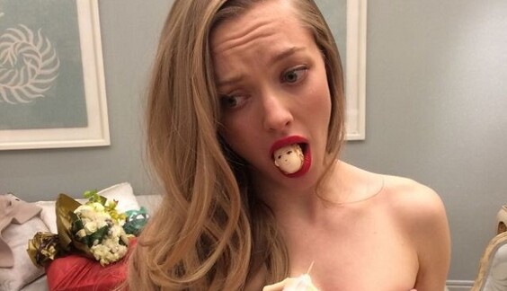 Хакеры выложили в сеть личные фото Эммы Уотсон и Аманды Сейфрид