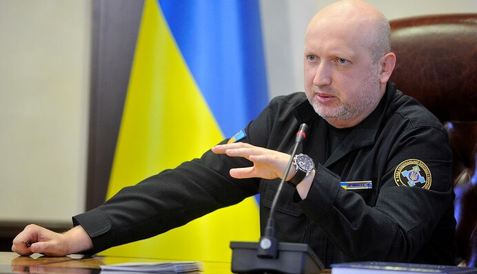 Гройсмана на Турчинова, або як розуміти рішення РНБО щодо блокади