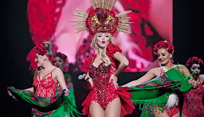 Эпатажная Оля Полякова объяснила травлю в адрес Ани Лорак