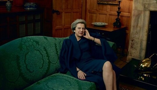 Британский премьер снялаcь для Vogue и рассказала про Трампа-джентльмена