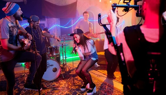 Украинская Рианна: Мария Яремчук спелась с музыкантами из Голландии