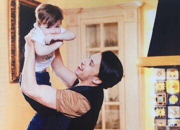 Как две капли: муж Аллы Пугачевой снялся в трогательной фотосессии с сыном