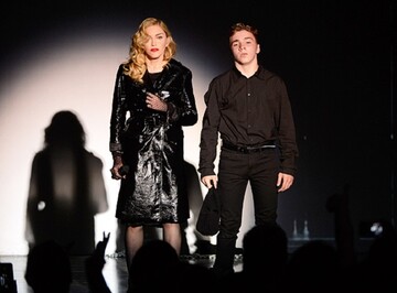 Сын Мадонны и Гая Ричи снялся в рекламе Adidas: опубликованы фото и видео