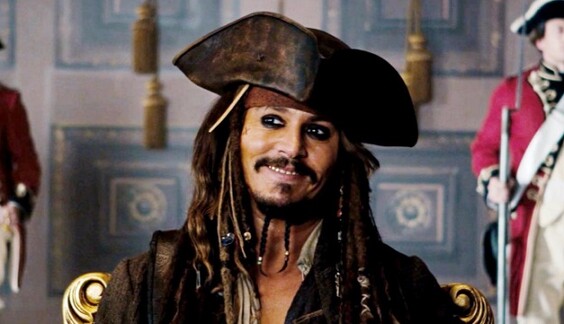 Пирату все должны: Джонни Депп увяз в судебной тяжбе