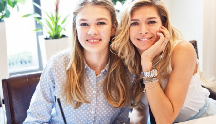 Вера Брежнева трогательно поздравила старшую дочь с 16-летием