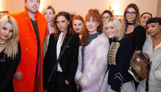 Виктория Бекхэм призналась, кто похитил ее улыбку