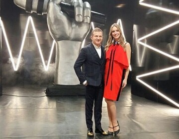 Катя Осадчая похвасталась в сети элитным авто