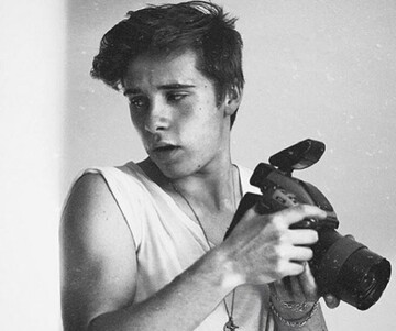 Весь в отца: Дэвид Бекхэм отвел сына в тату-салон