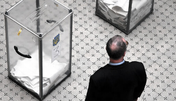 Хто врятує Порошенка від провалу на перевиборах