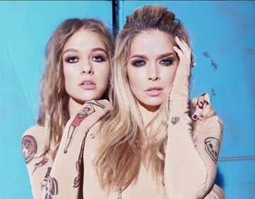 Мамина копия: Вера Брежнева снялась со старшей дочерью в стильной фотосессии