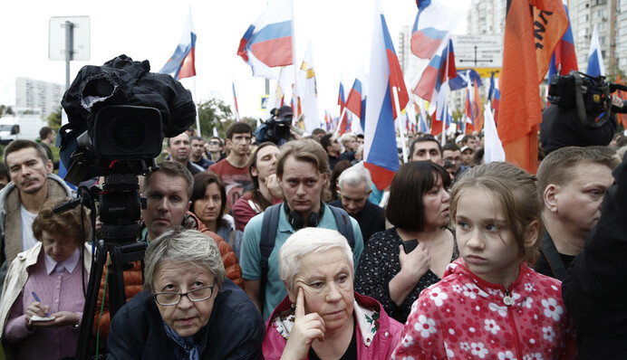 Заспокоїти Путіна: для чого в Росії збирають мітинги проти тероризму