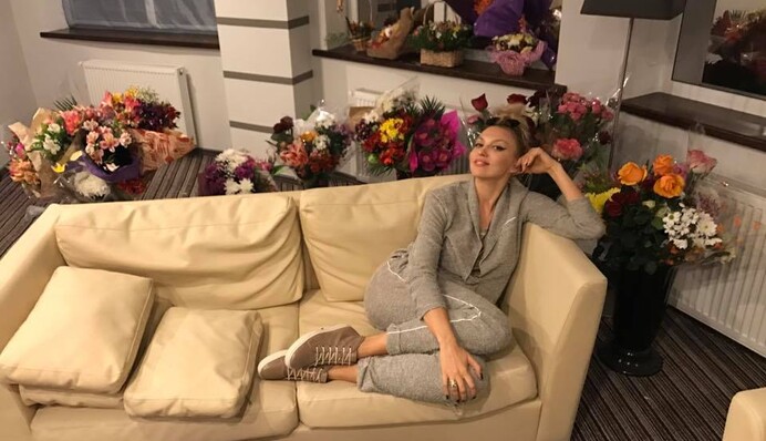 Эпатажная Оля Полякова устроила скандал в гостинице из-за плохого сервиса: опубликовано видео