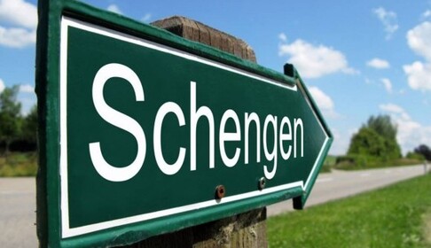 Вчера в интернете: как соцсети отреагировали на предоставление безвизового режима Украине