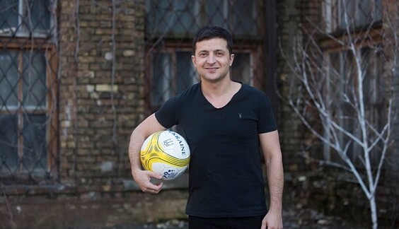 Владимир Зеленский сыграет в футбол с переселенцами