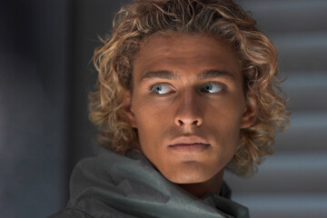 ТОП-10 самых ярких фото красавца-актера Василия Степанова