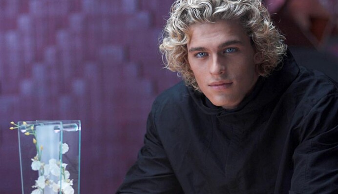 Названы вероятные причины попытки самоубийства Василия Степанова