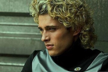 ​Федор Бондарчук обещал помочь выбросившемуся из окна актеру